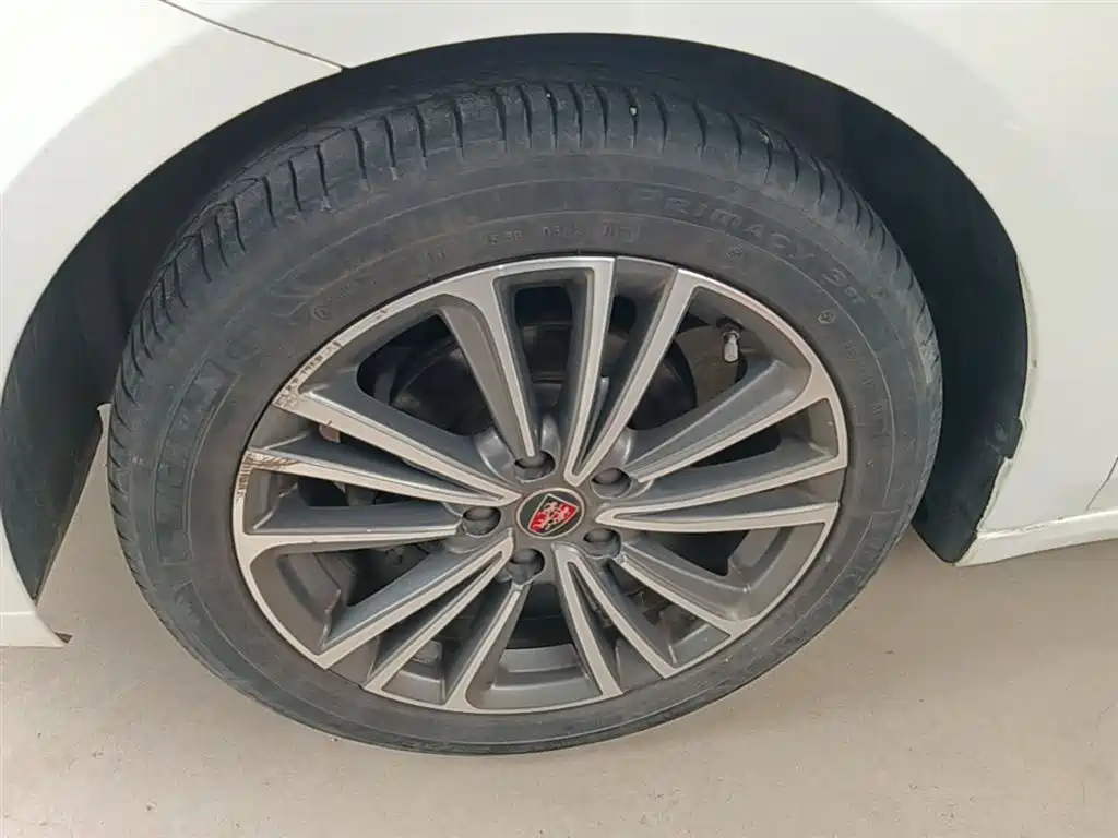 Roewe i6 Classic — фото 23