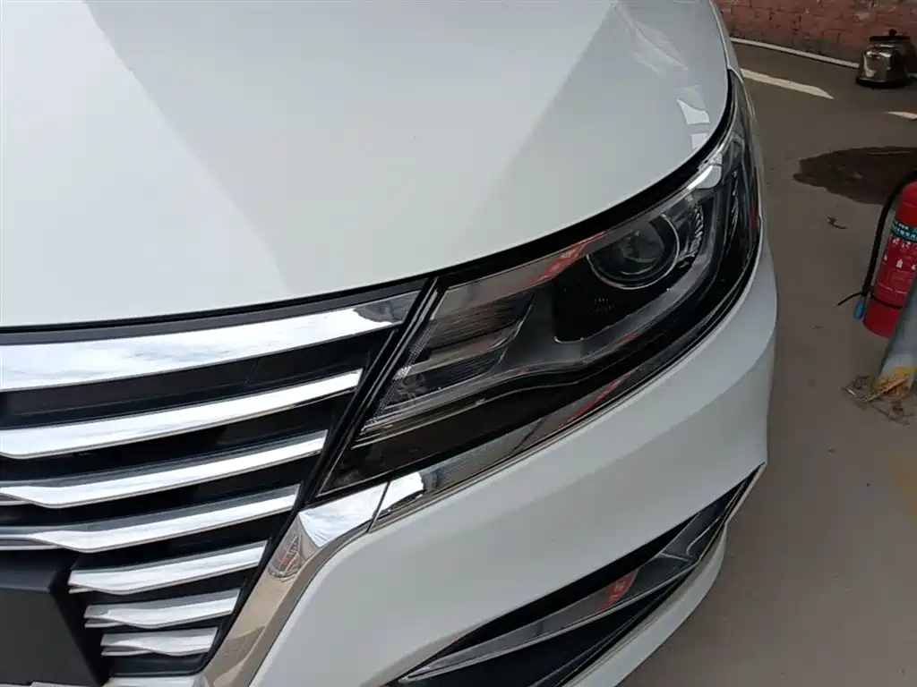 Roewe i6 Classic — фото 24