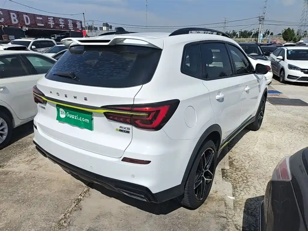 Roewe RX5 New Energy — фото 7