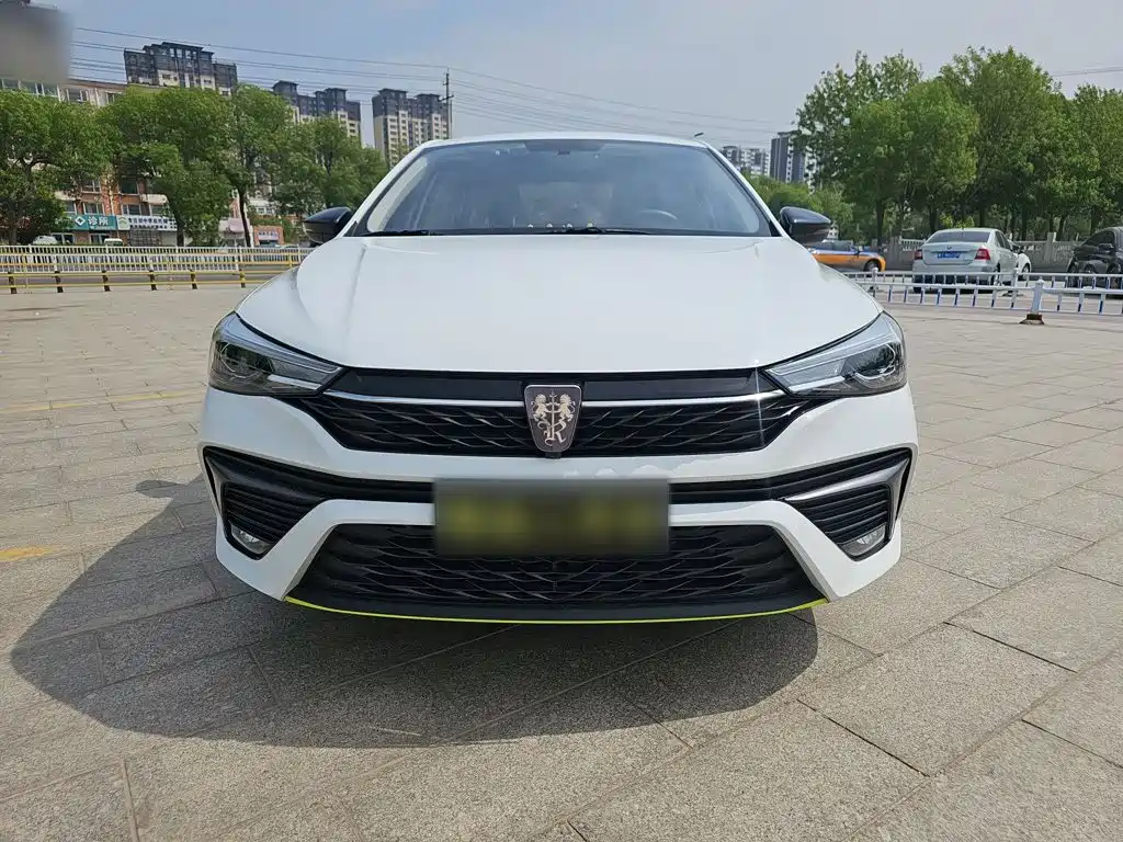 Roewe i5 — фото 3