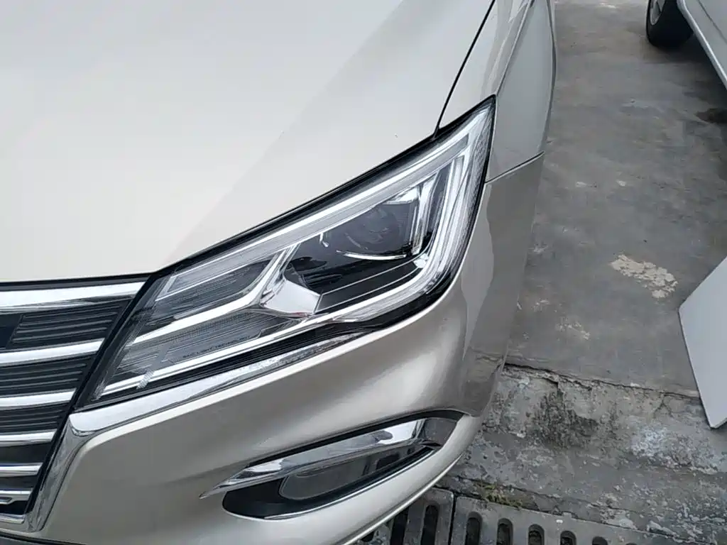 Roewe i5 — фото 24