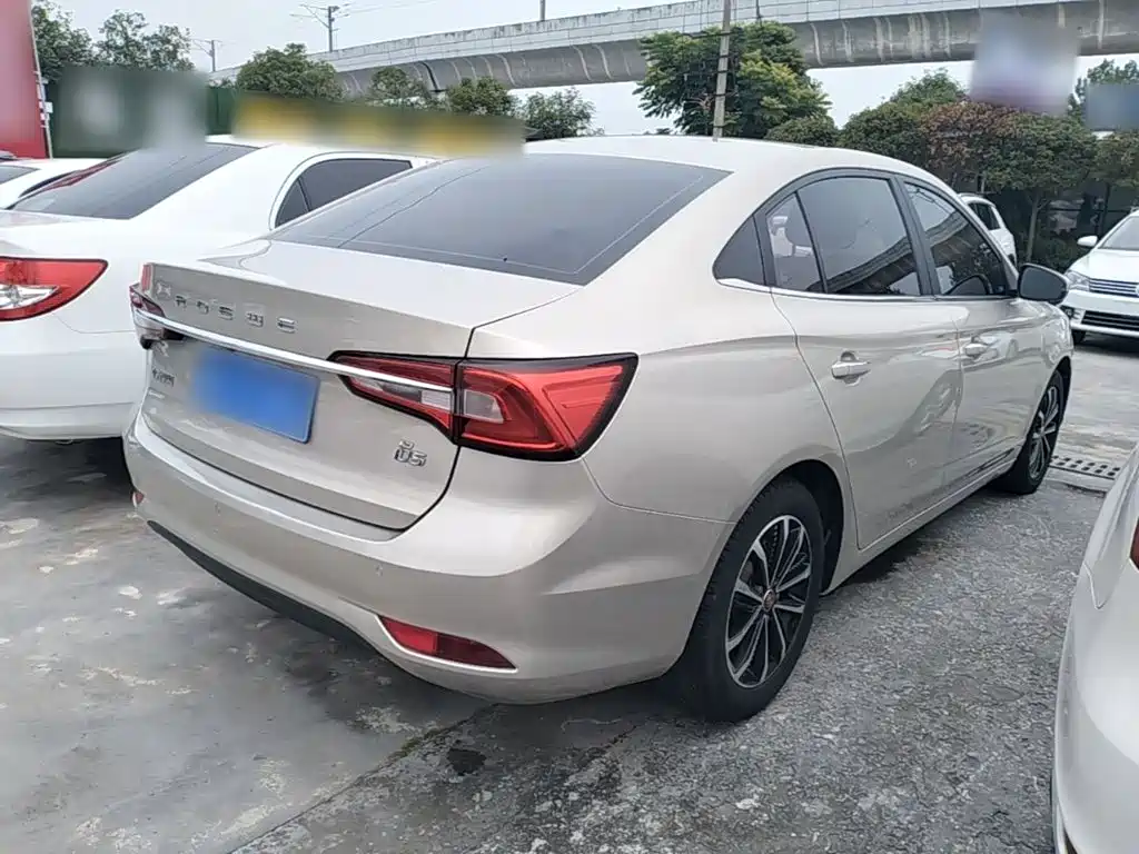 Roewe i5 — фото 7