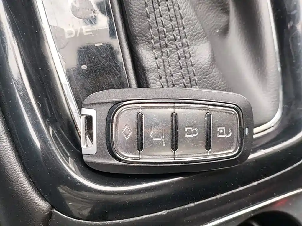 Roewe i5 — фото 9