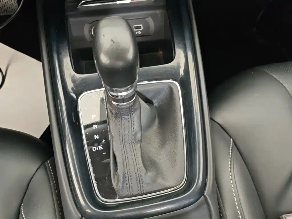 Roewe i5 — фото 14
