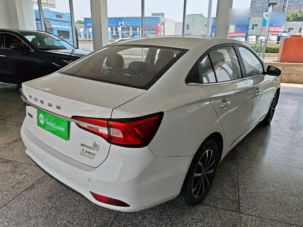 Roewe i5 — фото 7