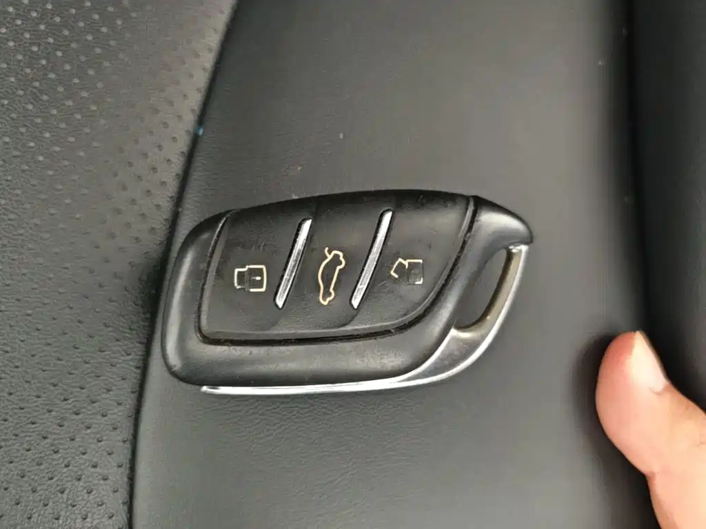 Roewe i5 — фото 9