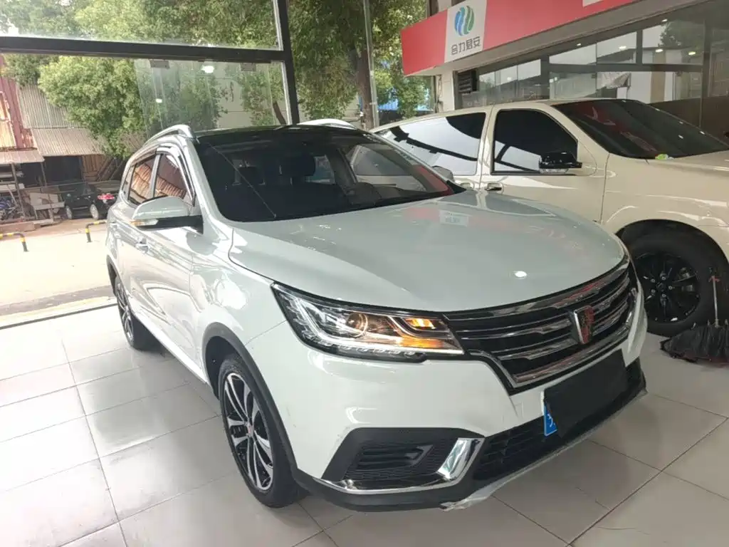 Roewe RX3 — фото 4