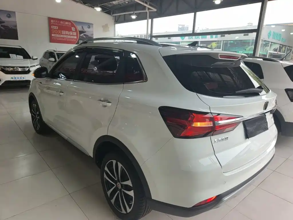 Roewe RX3 — фото 5