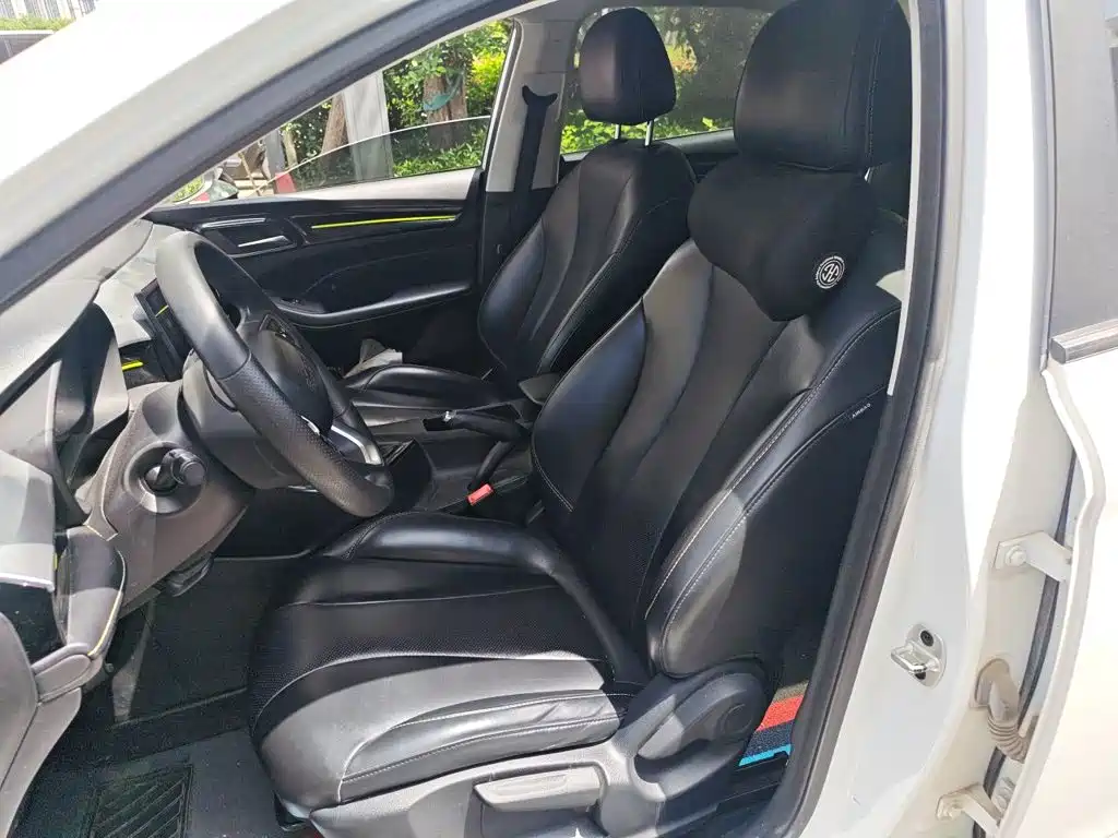 Roewe i5 — фото 8
