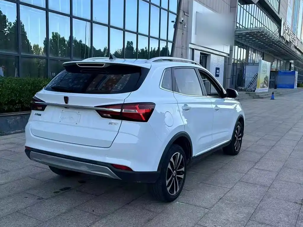 Roewe RX3 — фото 5