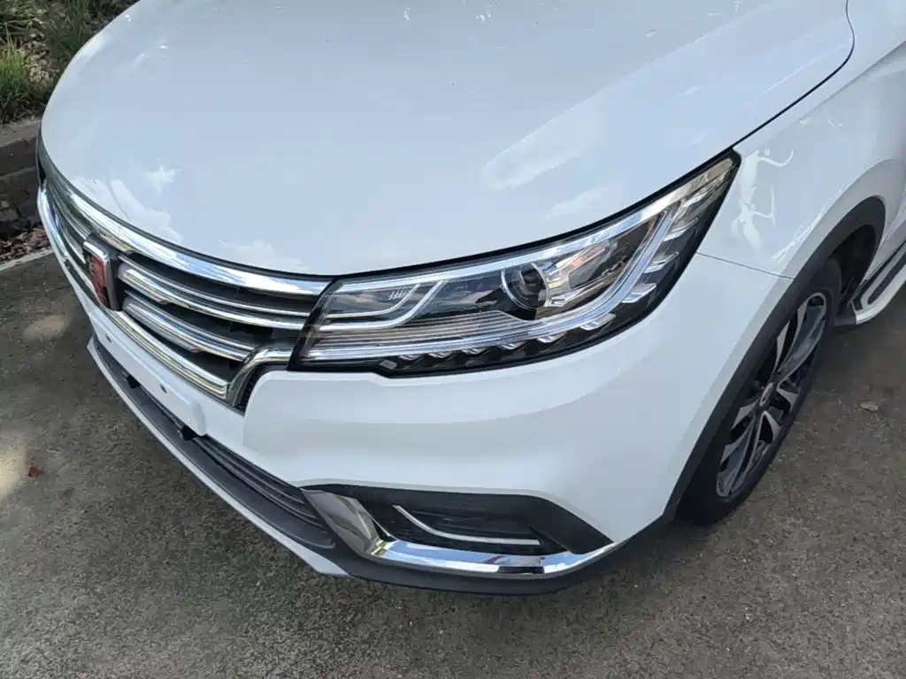 Roewe RX3 — фото 24