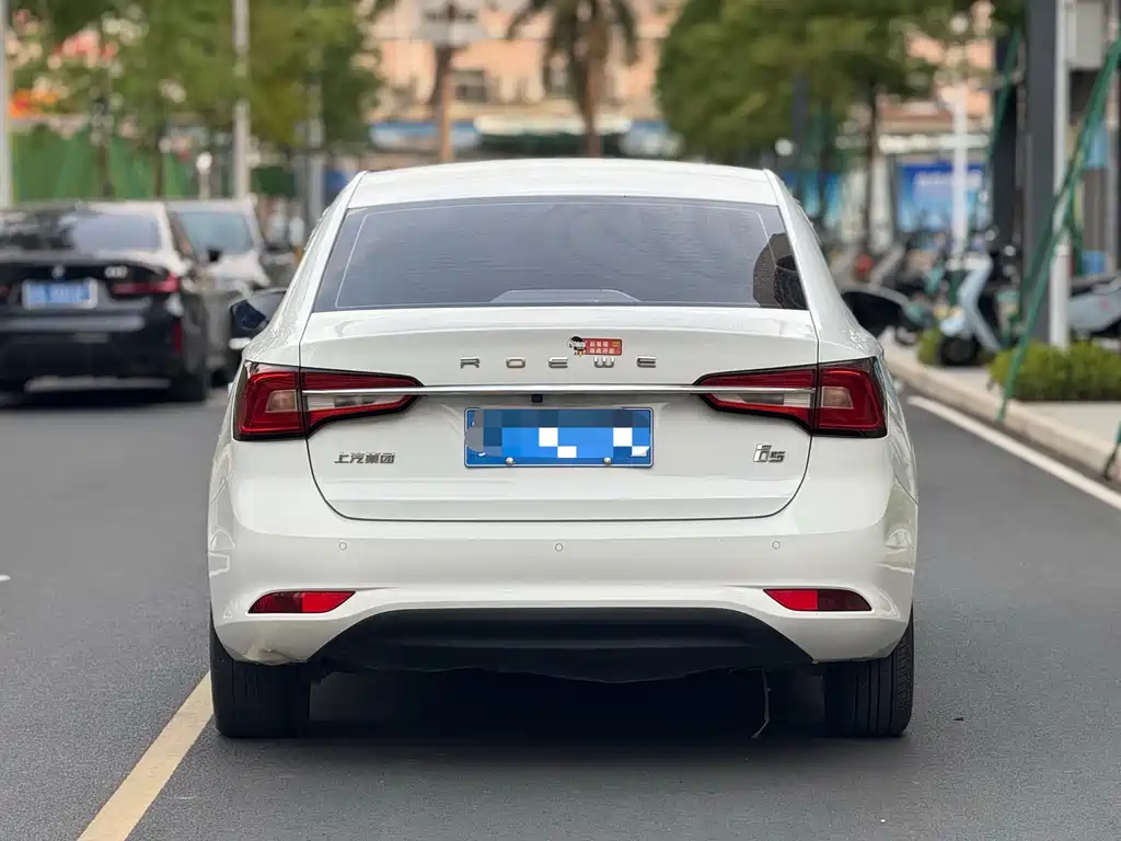 Roewe i5 — фото 3