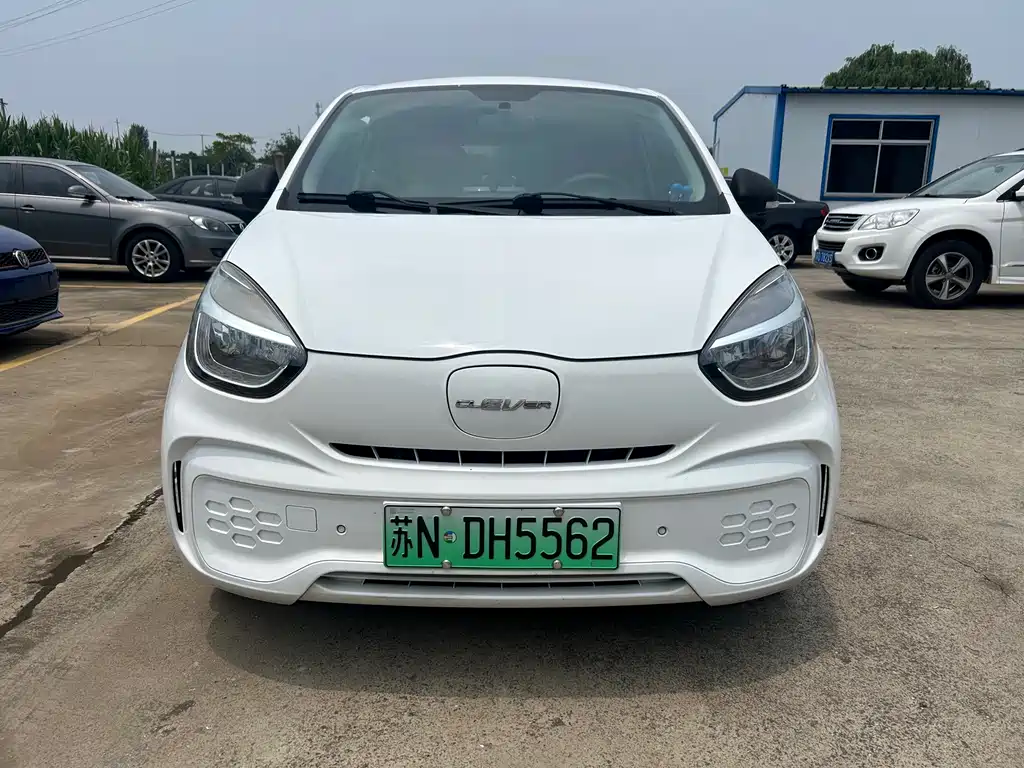 Roewe Clever — фото 2