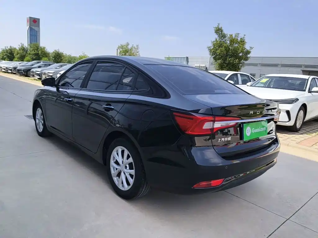 Roewe i5 — фото 5