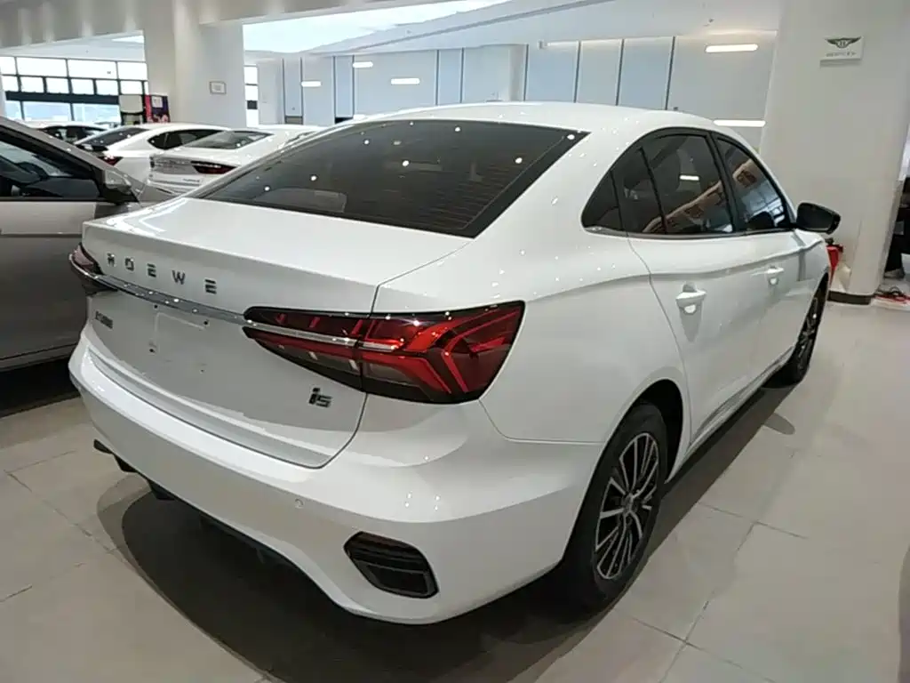 Roewe i5 — фото 7