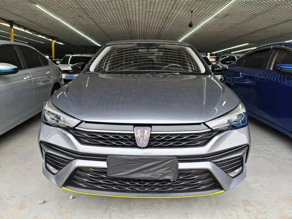 Roewe i5 — фото 3