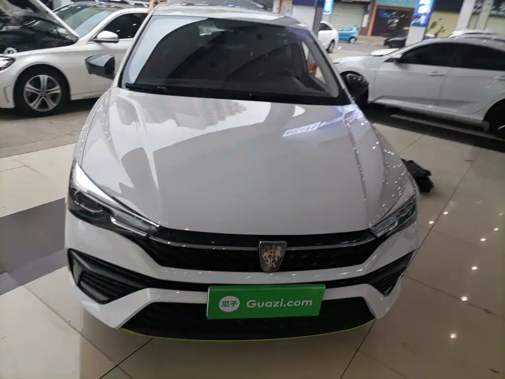 Roewe i5 — фото 3