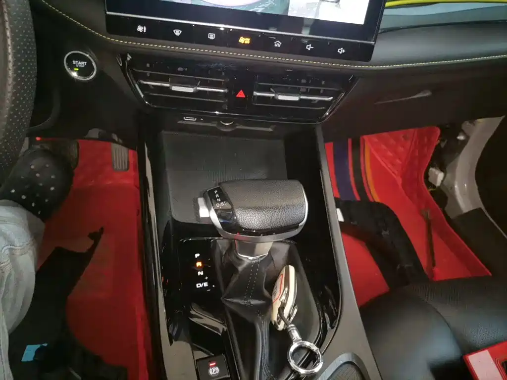 Roewe i5 — фото 10