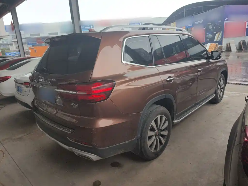 Roewe RX8 — фото 5