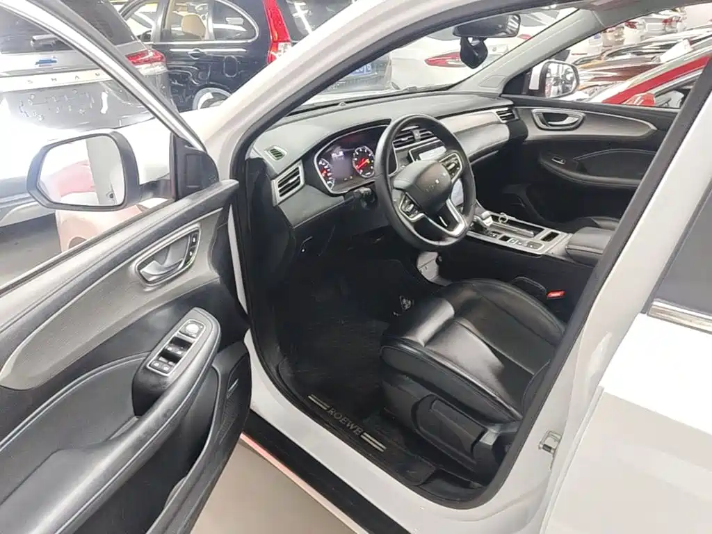 Roewe RX5 — фото 16