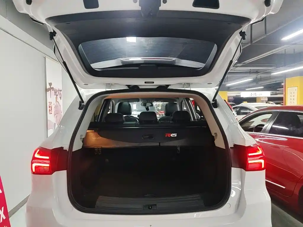 Roewe RX5 — фото 19
