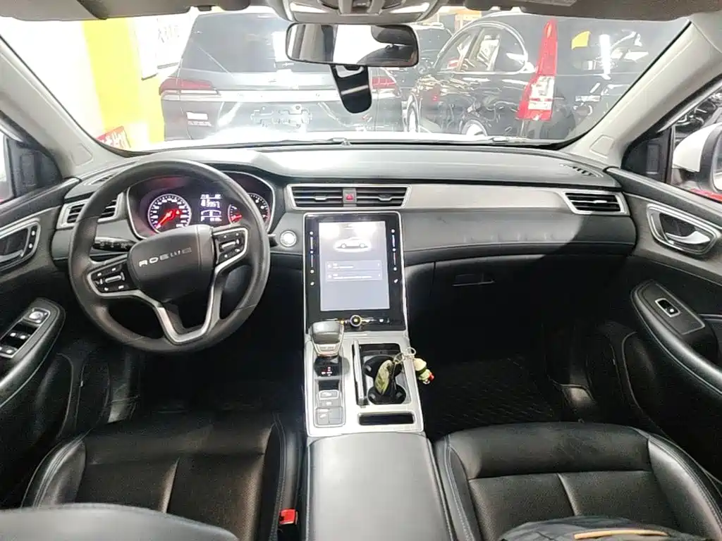 Roewe RX5 — фото 10