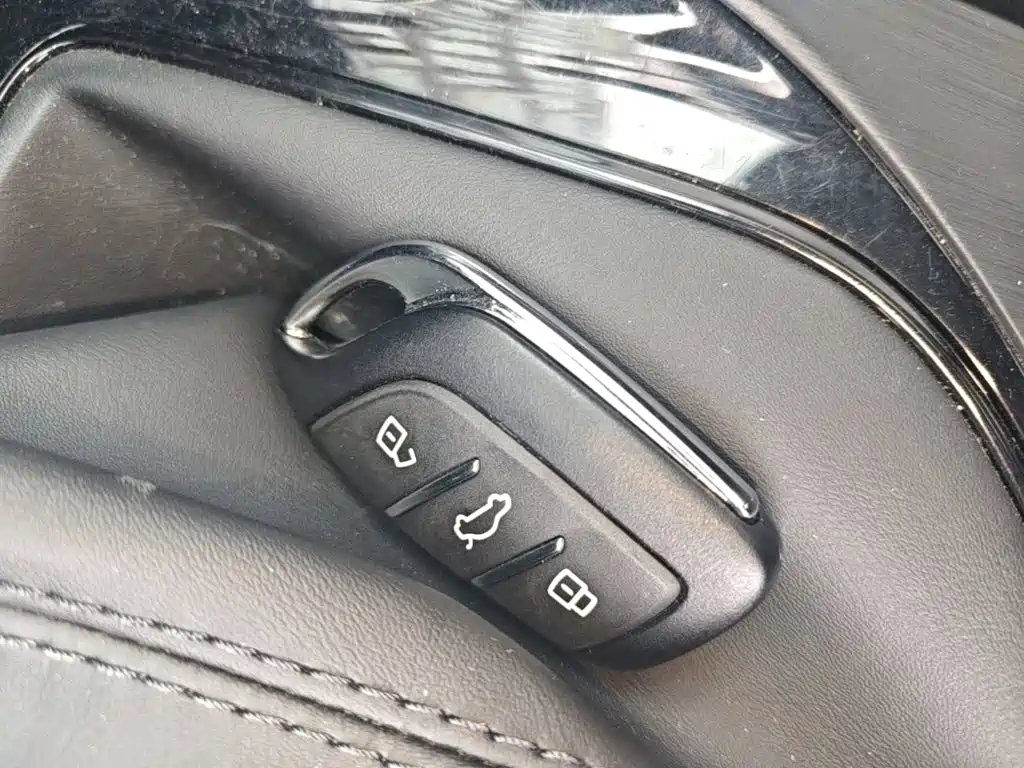 Roewe i5 — фото 9