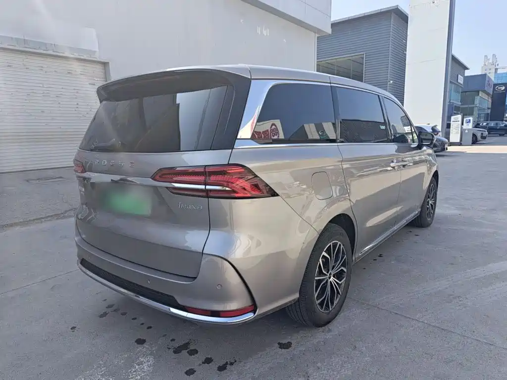 Roewe iMAX8 New Energy — фото 7
