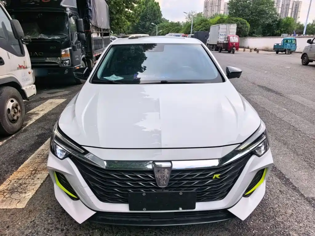 Roewe i6 MAX — фото 3