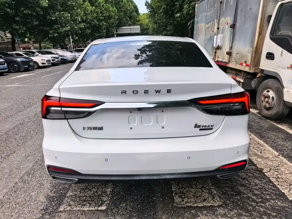 Roewe i6 MAX — фото 6