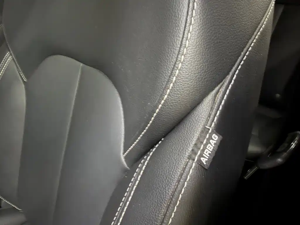 Roewe i6 New Energy — фото 29
