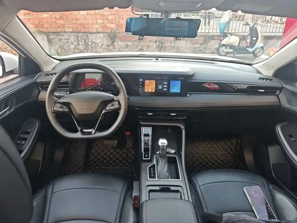 Roewe i5 — фото 10