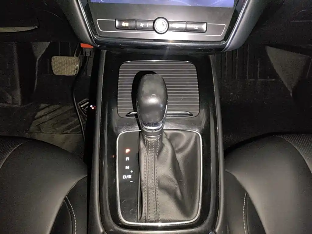 Roewe i5 — фото 14