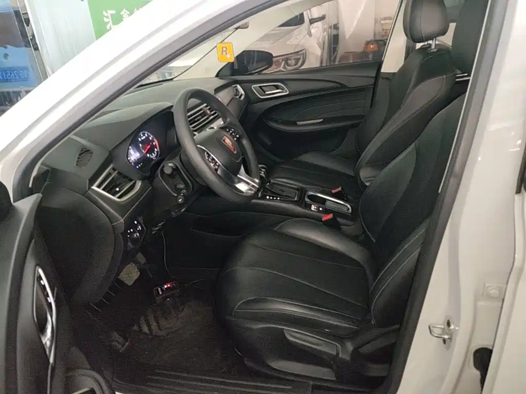 Roewe i5 — фото 15
