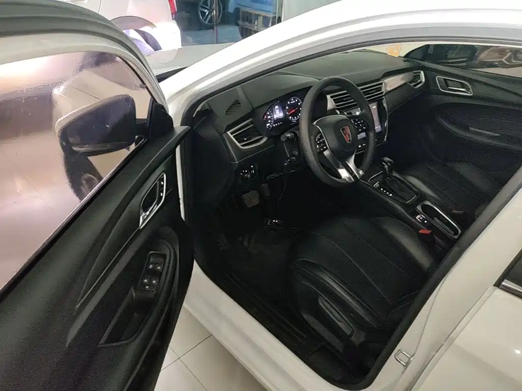 Roewe i5 — фото 16