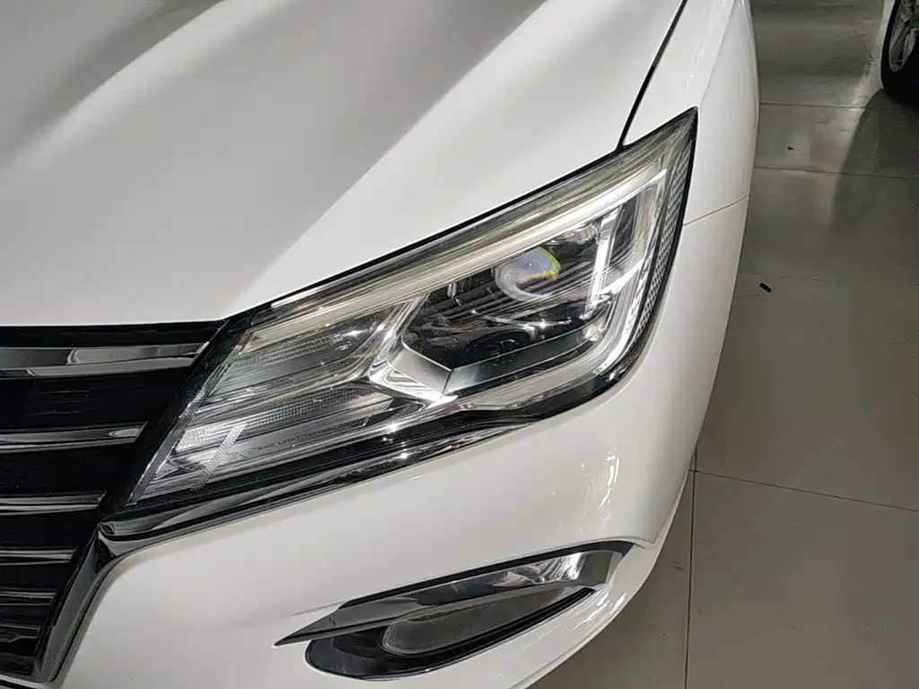 Roewe i5 — фото 24