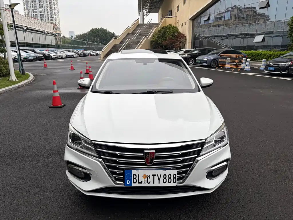 Roewe i5 — фото 2