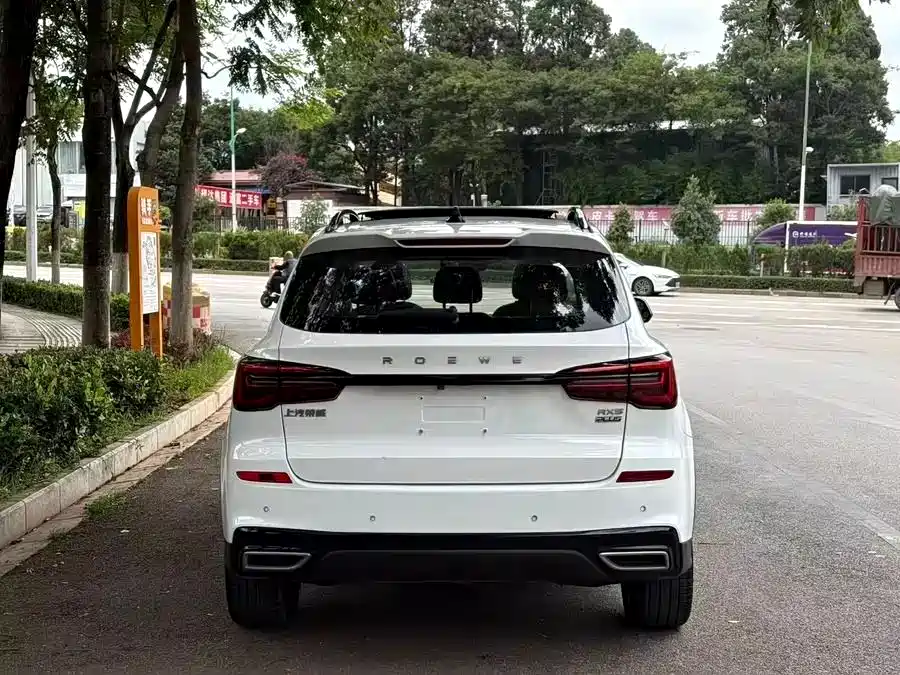 Roewe RX5 — фото 10