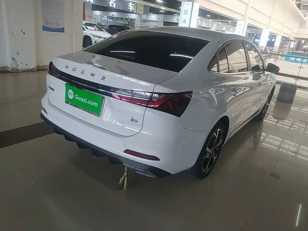 Roewe i5 — фото 7