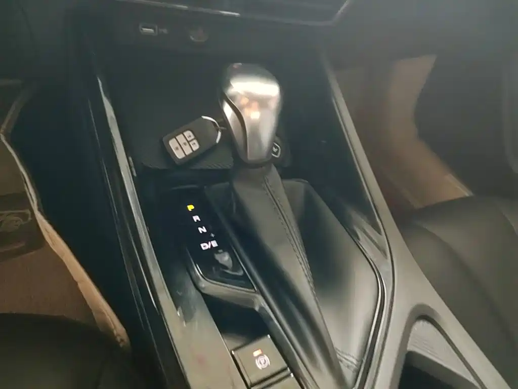 Roewe i5 — фото 14