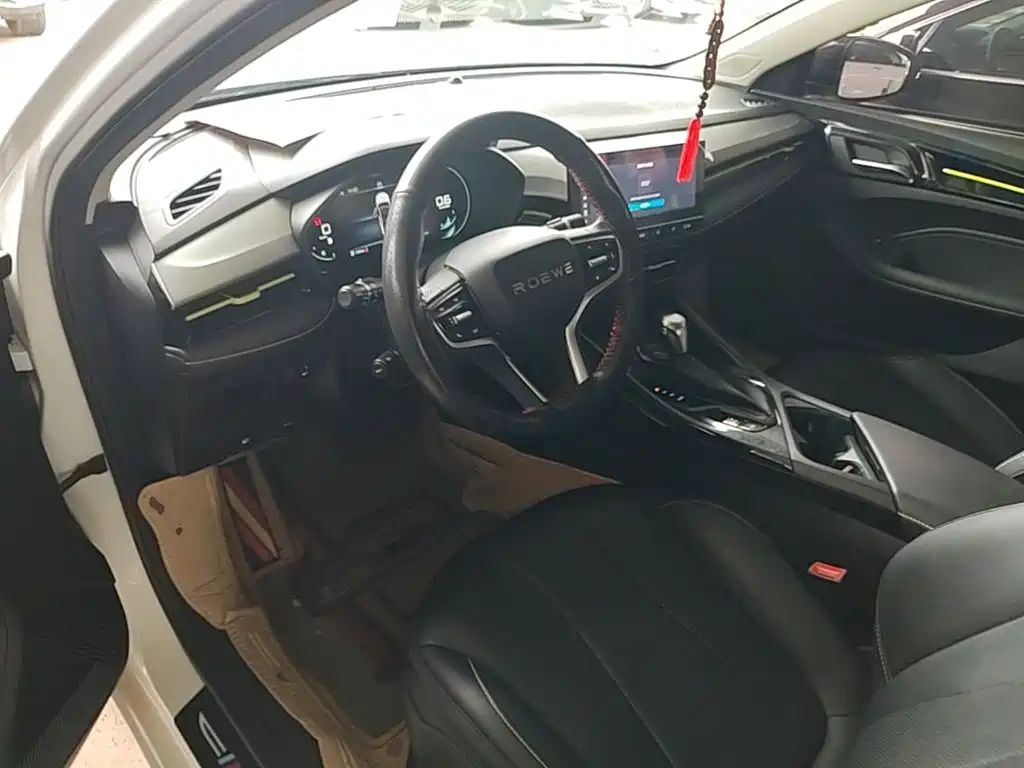 Roewe i5 — фото 10
