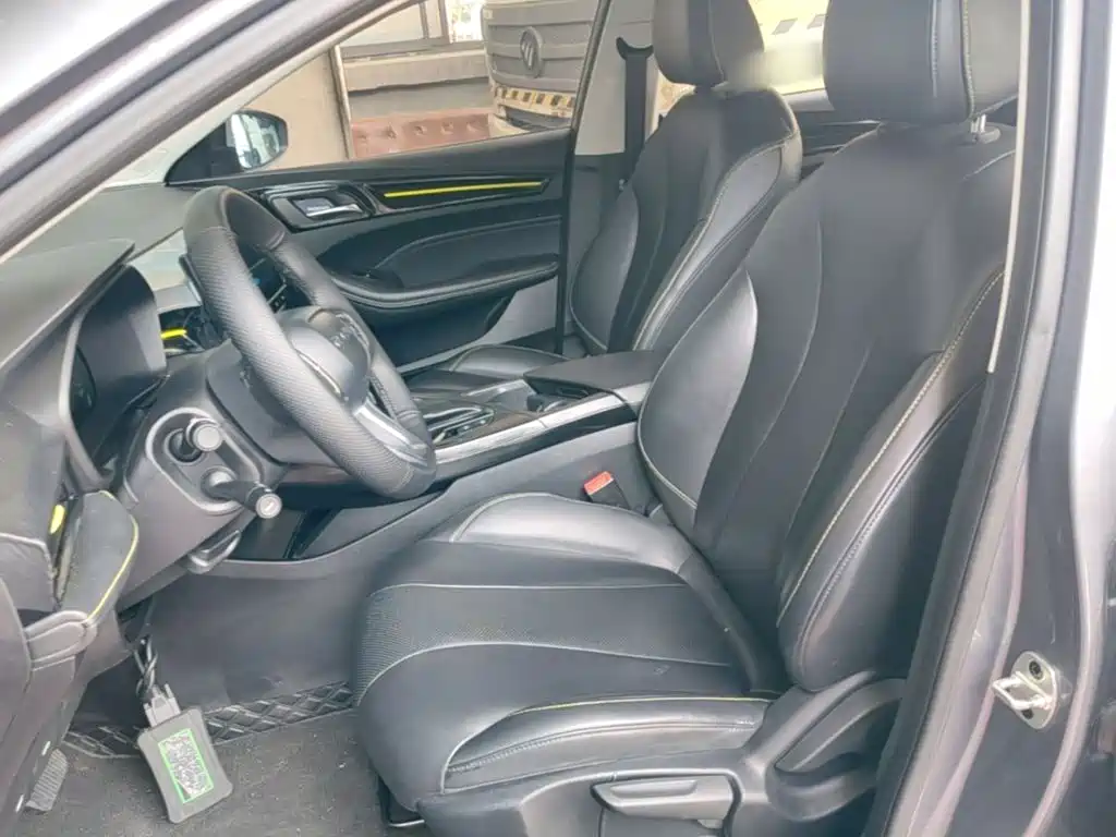 Roewe i5 — фото 15