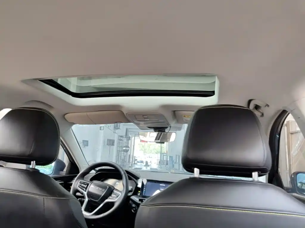 Roewe i5 — фото 18