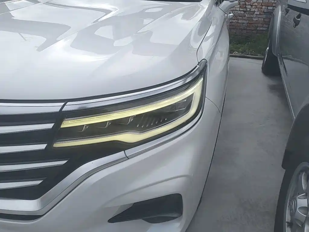 Roewe RX5 MAX — фото 24