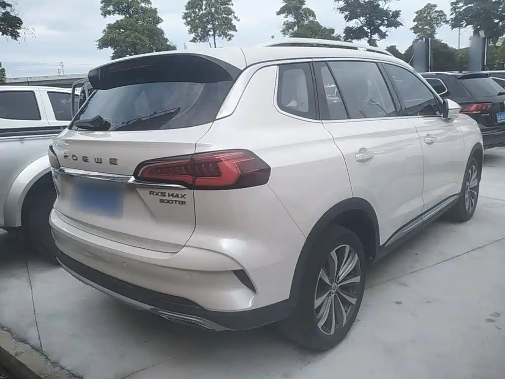 Roewe RX5 MAX — фото 7