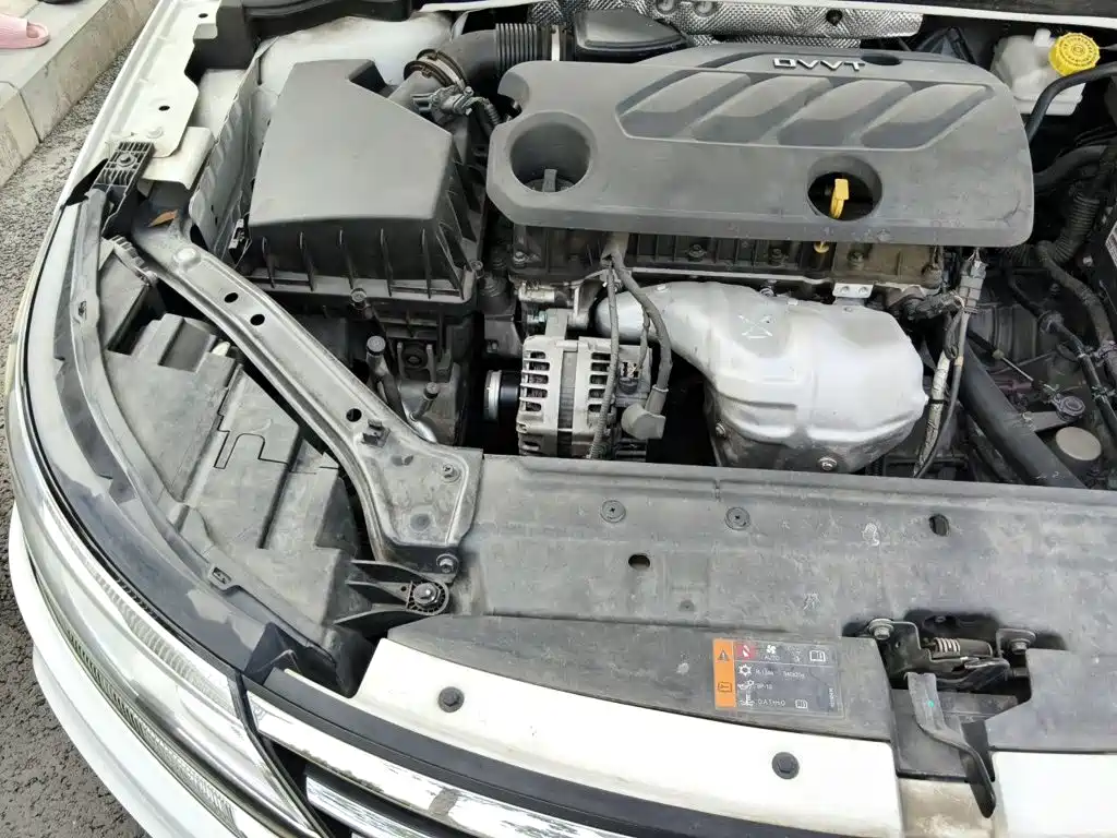 Roewe i6 Classic — фото 21