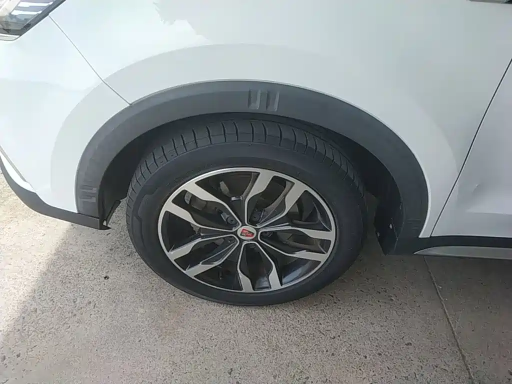 Roewe RX5 — фото 23