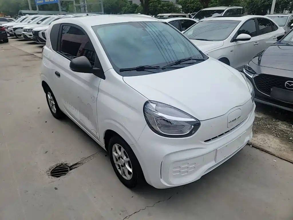 Roewe Clever — фото 4