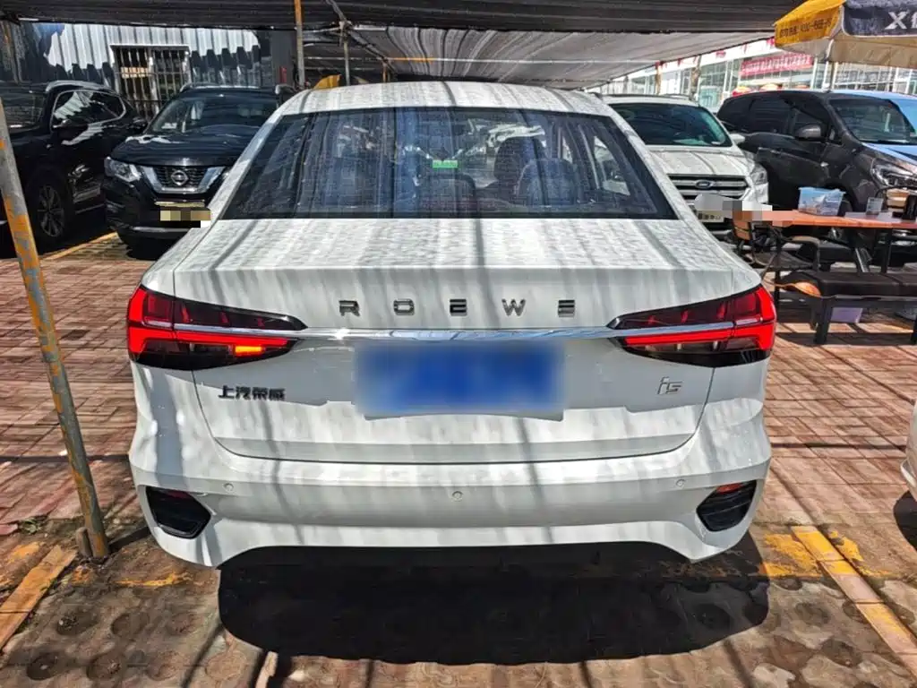Roewe i5 — фото 6