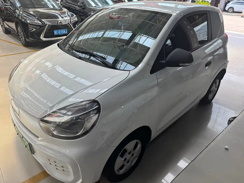 Roewe Clever — фото 3